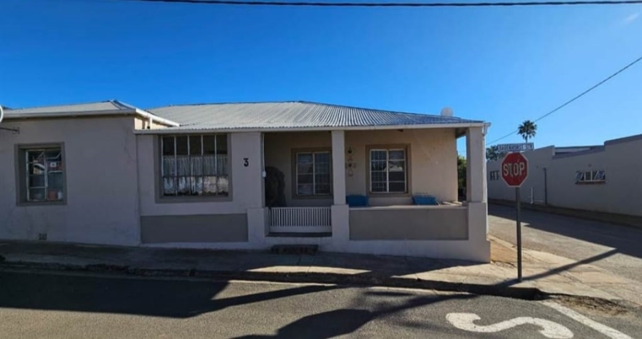 4 Bedroom Property for Sale in Albertinia Western Cape